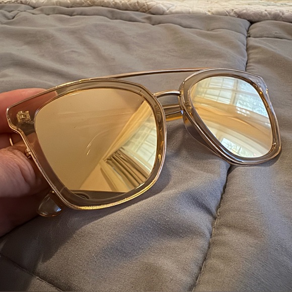 Quay Australia Rose Gold Sunglasses - Picture 1 of 5